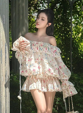 越南小众品牌ONONMADE 2025年夏季新款柔美精致碎花一字肩连衣裙