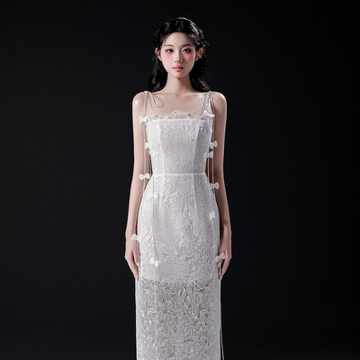 越南小众RAFFINE 2025年春季新款气质蕾丝钩花立体吊带裙