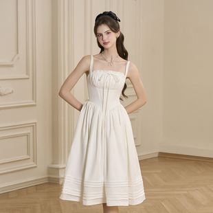 法式 越南小众品牌BEL 新款 2025年夏季 小白花细褶吊带裙 ANGE