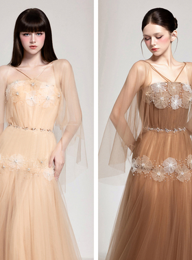 越南小众品牌CHOU PHAN 2025年秋季新款珍珠花朵撞色长裙