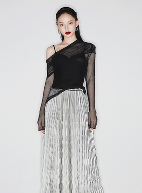 越南小众MUSTHAVE 2024年春季新款视觉层次分明波浪纹性感套装裙