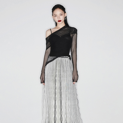 越南小众MUSTHAVE 2026年春季新款视觉层次分明波浪纹性感套装裙