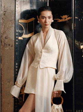 越南小众品牌HUONG 2026年新春新款温润白色法式三件套