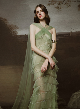 越南小众LINH PHUNG 2025年夏季新款复古深邃绿色薄纱连衣裙