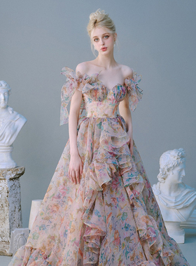 越南小众品牌SISSY 2024年夏季新款繁花盛开一字肩荷叶边长裙