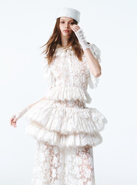 越南小众品牌ONONMM 2025年秋季新款重工蕾丝花多层下摆连衣裙