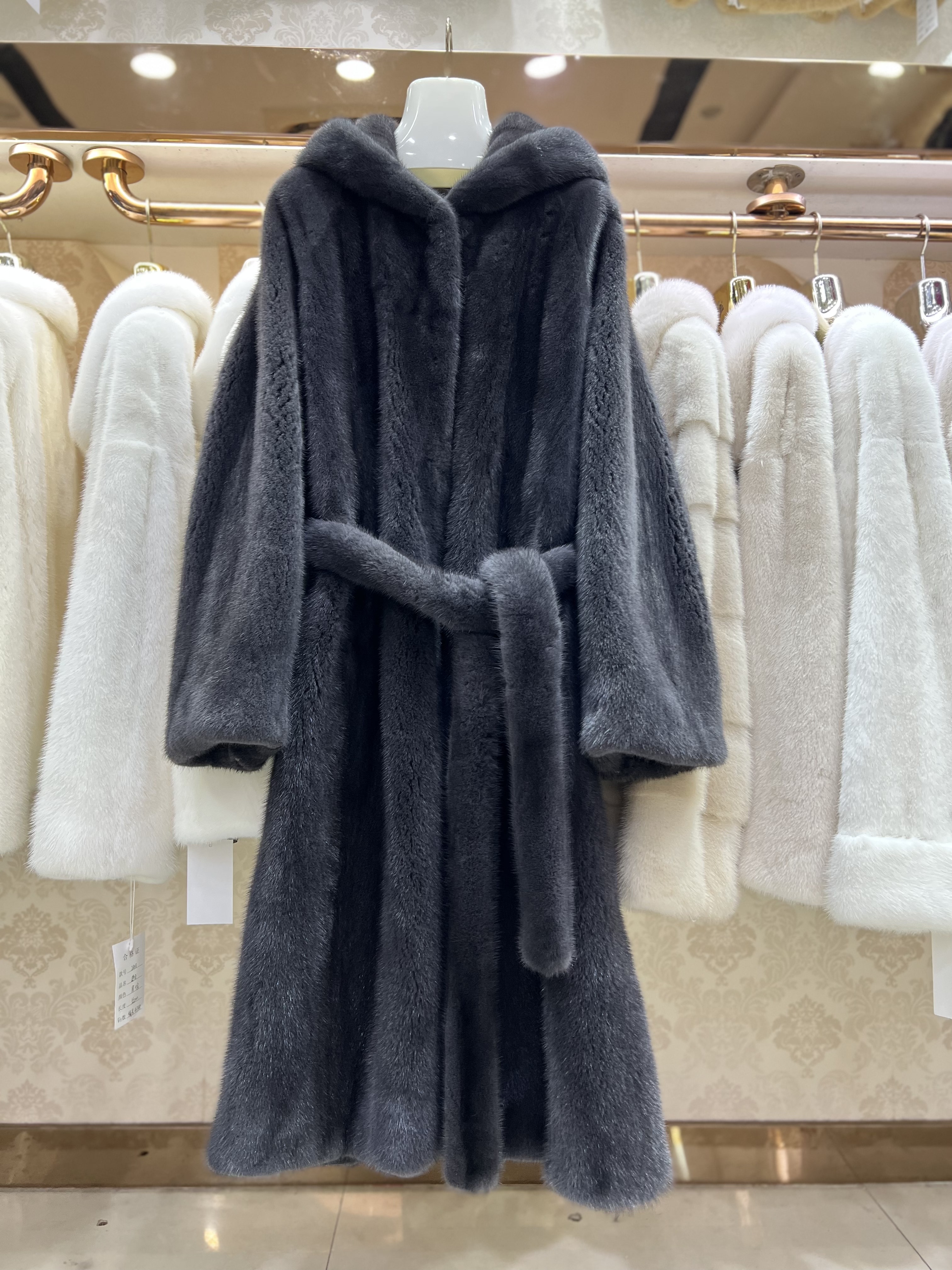 110cm长2025新款进口貂皮大衣女整貂过膝长款连帽水貂皮草外套