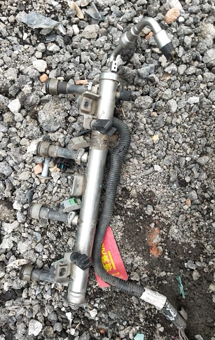 新君威新君越2.42.0喷油嘴喷油嘴架子喷油嘴线速