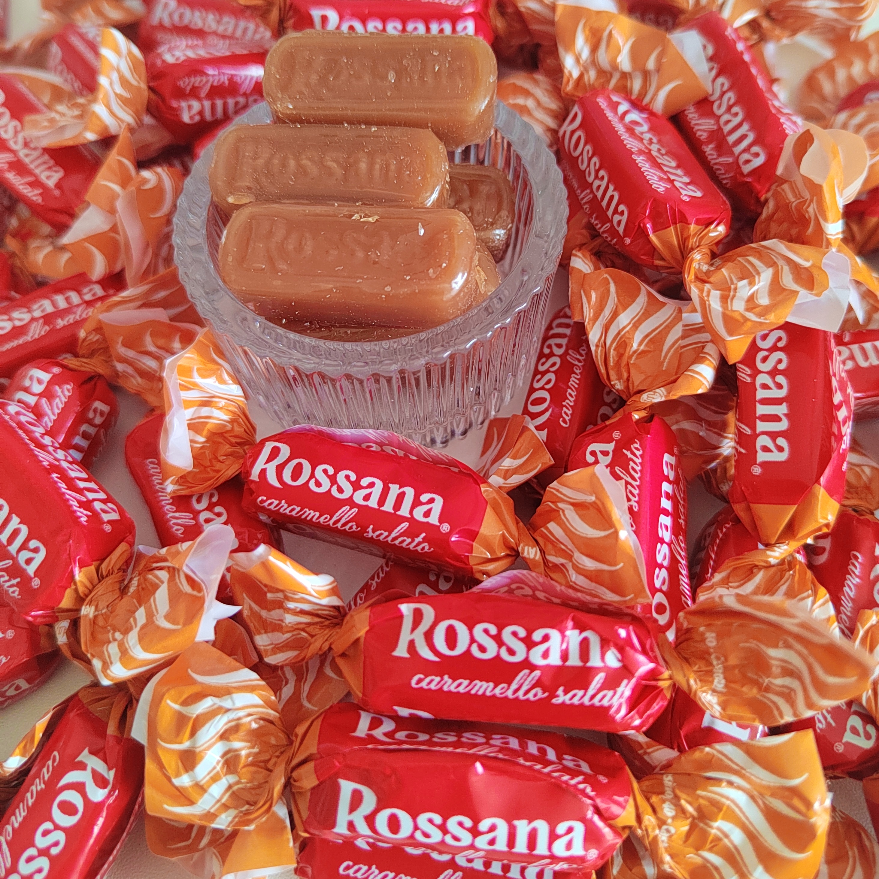 新品意大利进口Rossana罗莎纳咸味焦糖流心糖硬糖喜糖年货节日糖