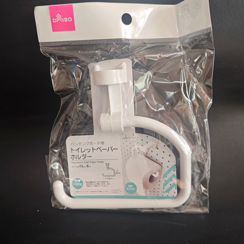 日本大创壁挂卷纸巾架厕所卫生间卷纸置物架免打孔可拆卸毛巾挂环