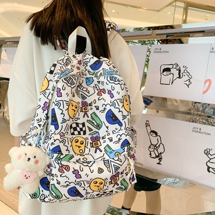 小众书包女日系原宿ins高中大容量双肩包大学生背包 可爱涂鸦个性