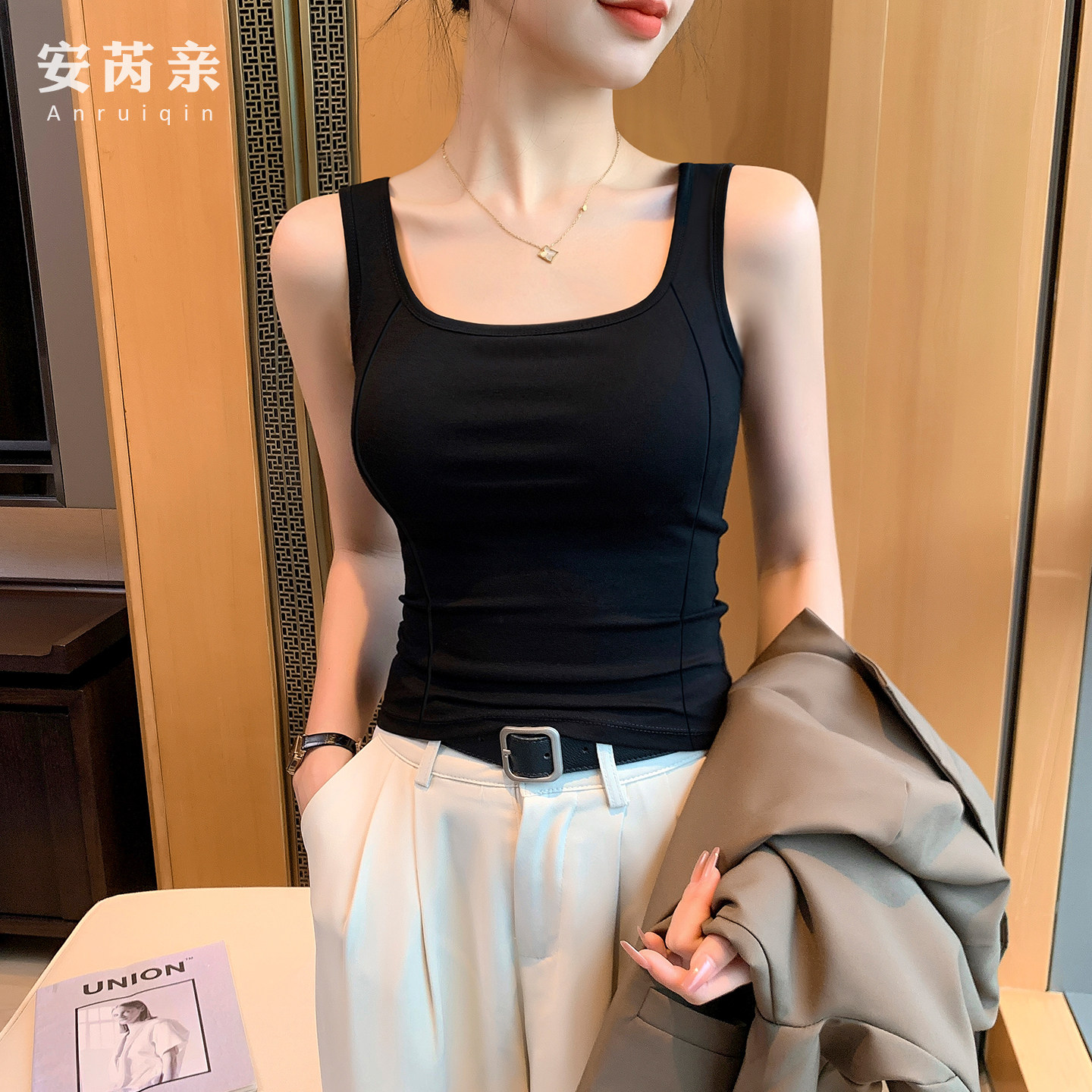 黑色美背吊带背心女夏季新款鱼骨露背内搭遮副乳显瘦外穿打底上衣
