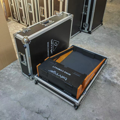 订做 behringer百灵达wing compact航空箱 迷你调音台机箱 演出箱