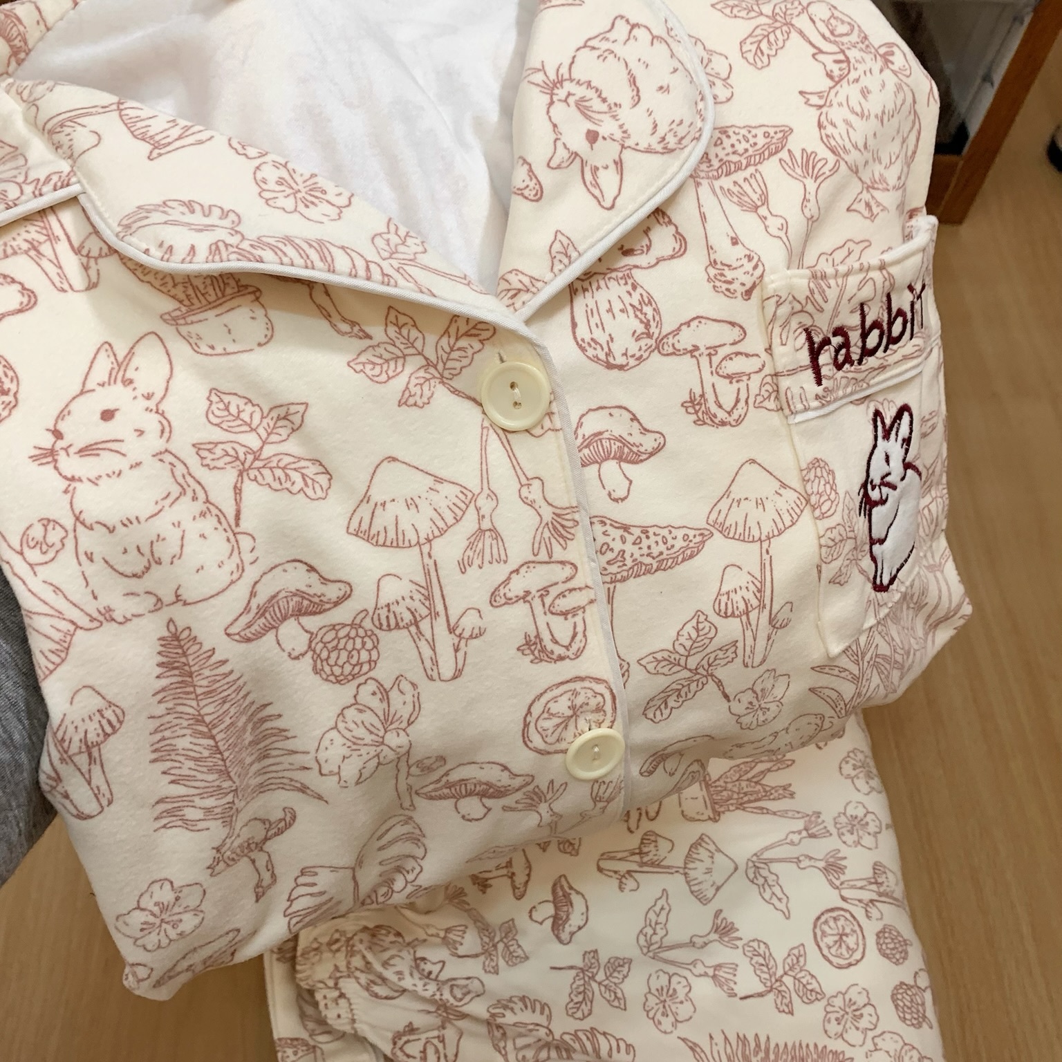 少女甜美蘑菇兔子德绒睡衣女秋冬新款加厚保暖可出门家居服两件套