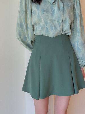 秋装短裙A字复古桃腰垂感半身裙