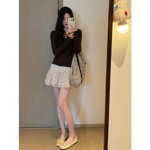 FBB WORKS 俏皮减龄天丝碎花小短裙女新款拼接蕾丝花边半身裙子