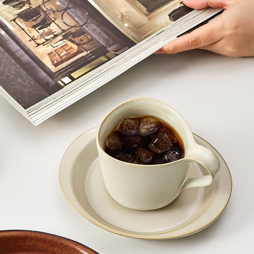 日本进口餐盘陶瓷马克杯