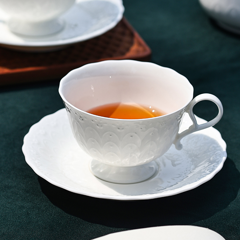日本NARUMI纯白骨瓷咖啡红茶杯碟