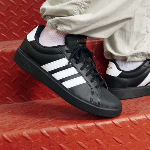 Adidas阿迪达斯男女板鞋休闲鞋
