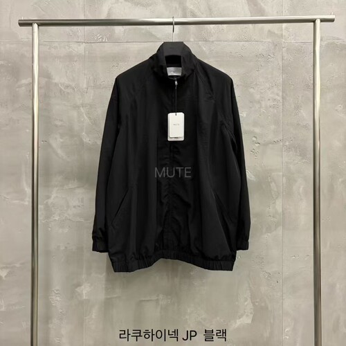 正品现韩国东大门 2026 秋新款mute 立领休闲冲锋外套