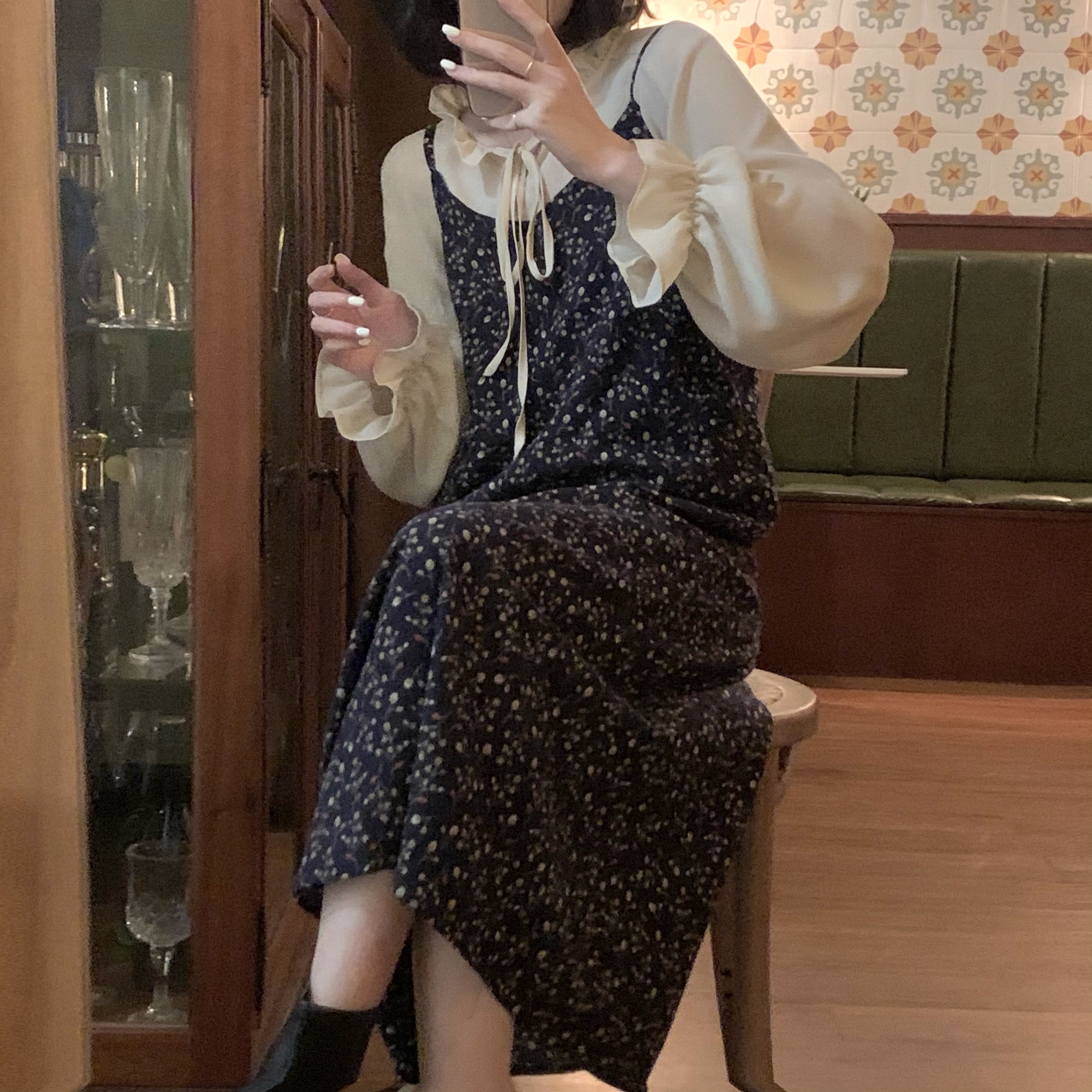 Real price, slim and long printed floral suspender skirt