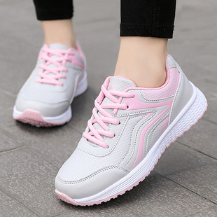 中年女鞋秋季皮面防水运动鞋防滑软底妈妈鞋中老年休闲旅游鞋波鞋