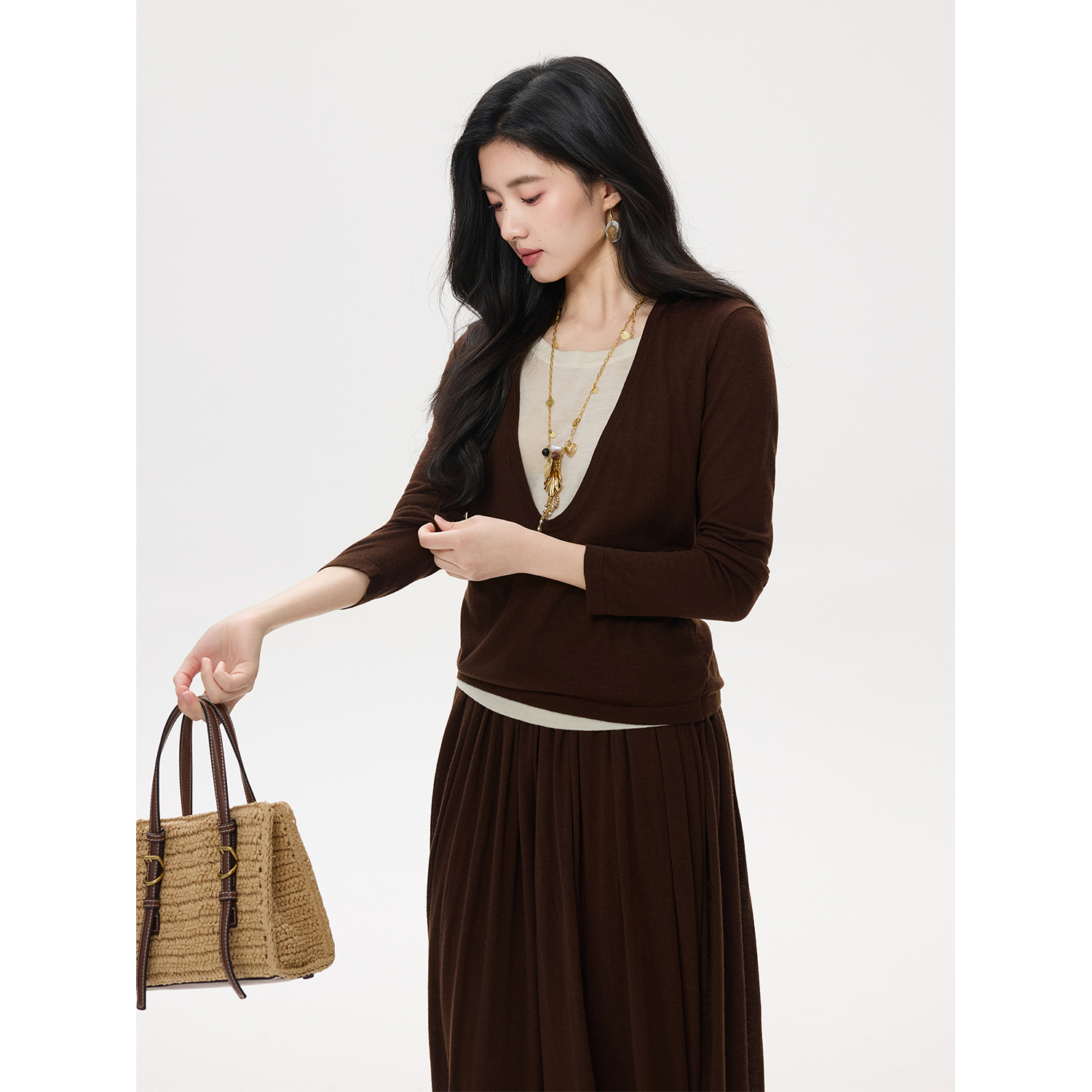 寄信 崧雾 假两件咖色羊毛针织衫女冬季法式设计感撞色上衣+裤裙