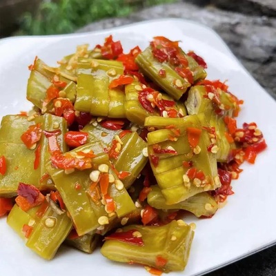 湖南农家自制手工腌制刀豆剁辣椒酸辣泡菜开味下饭酱菜咸菜1000g