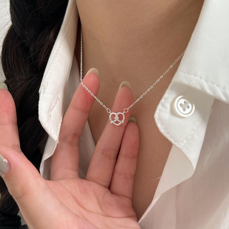 纯银925纯银女款爱心锁骨项链