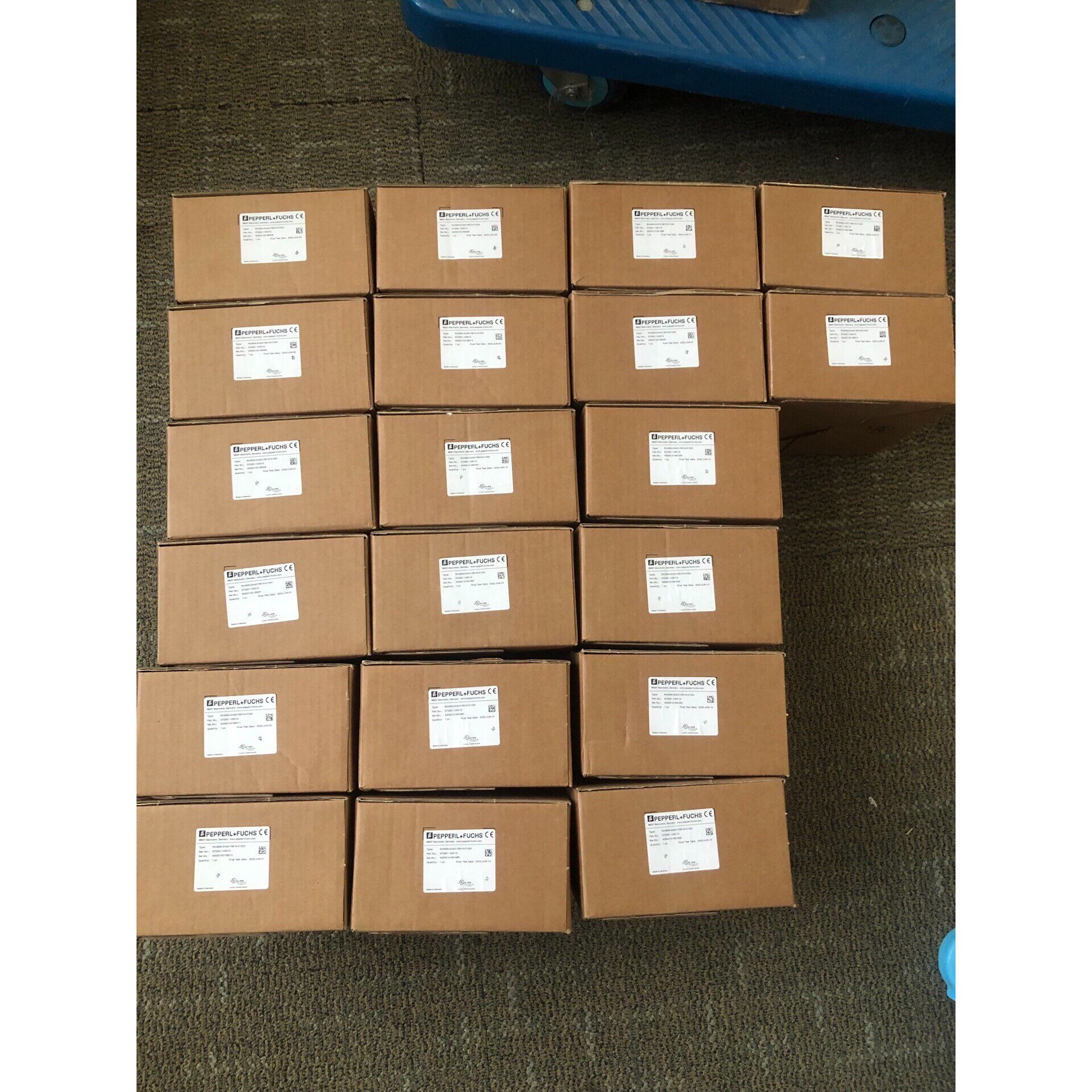 NCN25-F35-A2-250-V1  倍加福传感器拍前议价