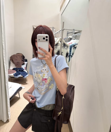 BABESTYLE｜LEMO CHAN “骑马女孩”首尔简约卡通印花圆领短袖T