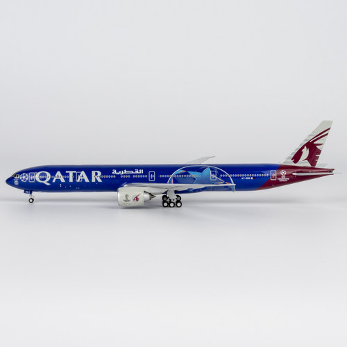 NGMODEL1400卡塔尔777-300ER