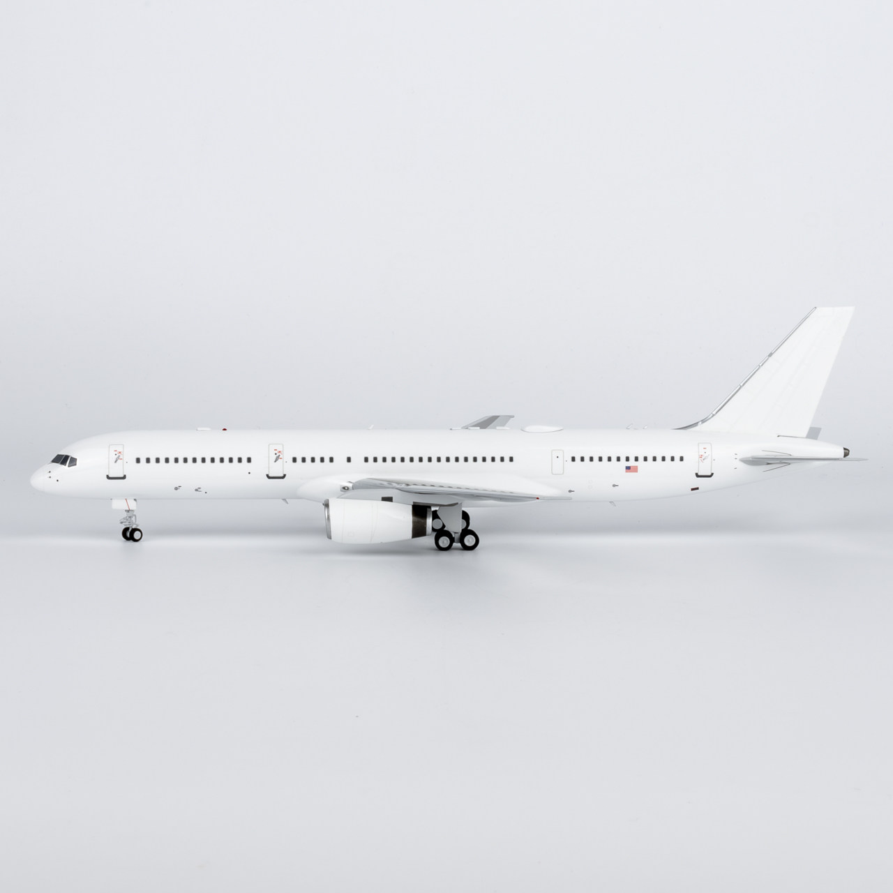 NG 美国空军 C-32B (757-200) 00-9001/02-4452 1:200共2款