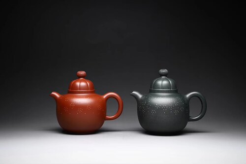 宜兴优质精品甩卖新款紫砂曹婉芬童心壶红泥绿泥320cc实价咨询