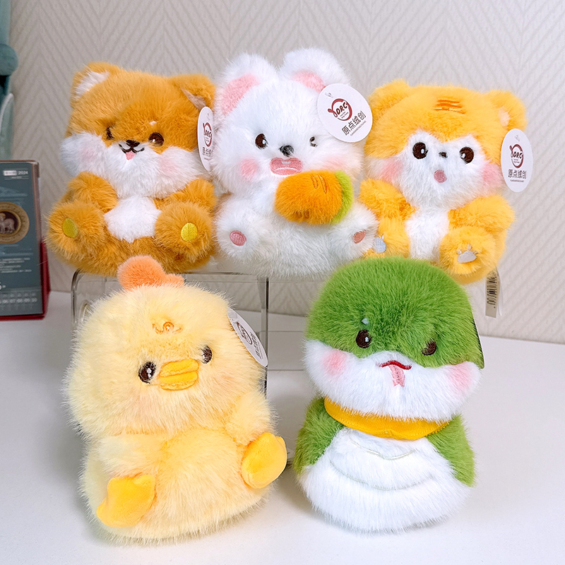 毛茸茸猫咪桌伴软糯糯黄鸭玩偶