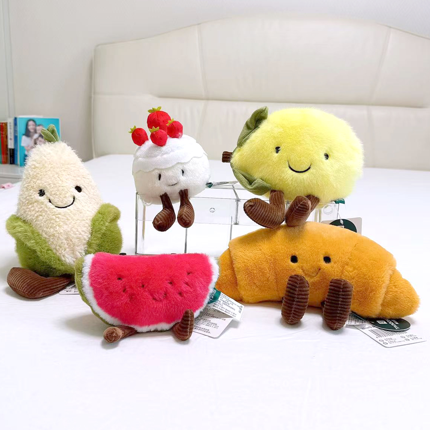 陶绒居香味水果椰子捏捏乐牛角包公仔草莓挞西瓜玩偶玉米公仔桌伴