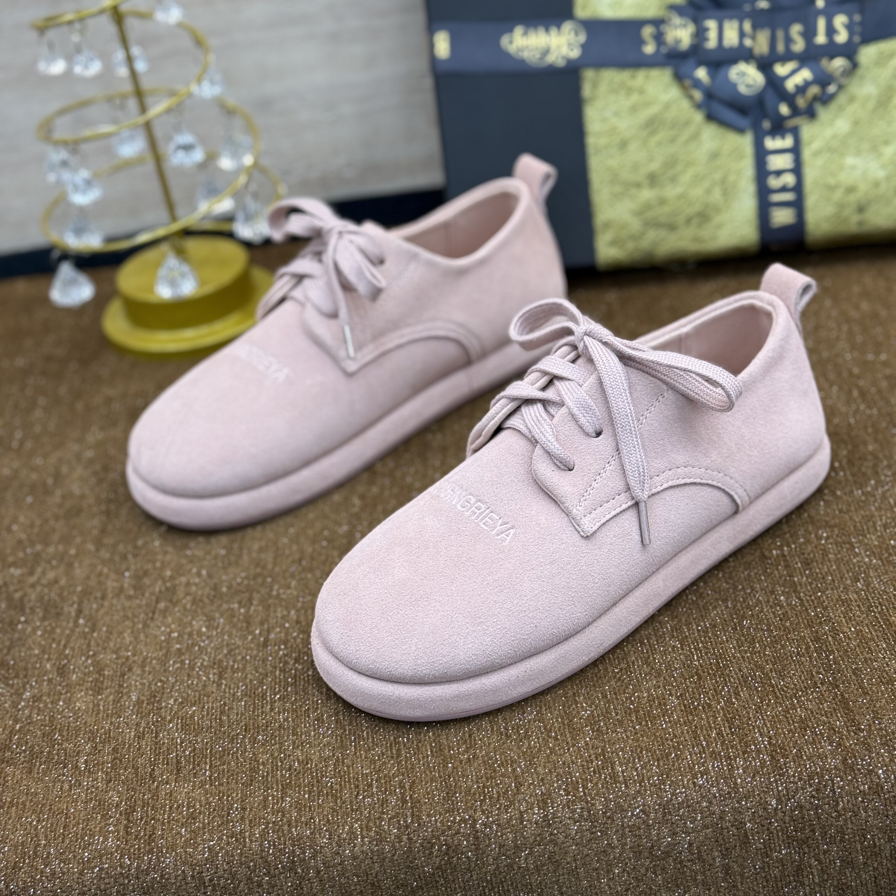 糖果色设计感系带平底勃肯鞋女2026春季新款洋气时髦时尚休闲鞋女