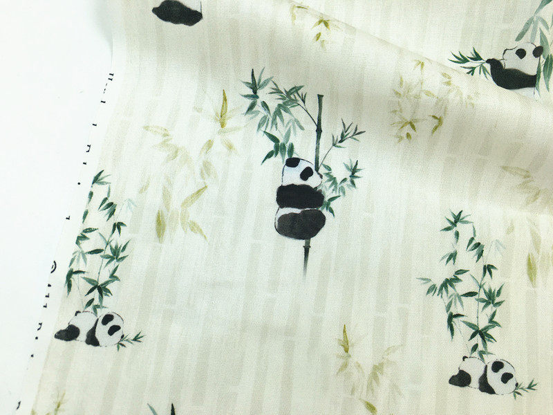 奶白底熊猫吃竹数码印花全棉布 diy手工衬衫单肩包装裱发圈口金包怎么样,好用不?
