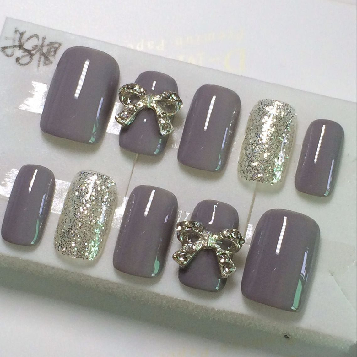 包邮新款美甲店美甲师手工定做光疗甲奶奶灰色显白假指甲贴蝴蝶结