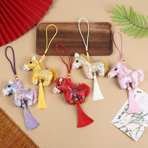 精美国风生肖马年香囊