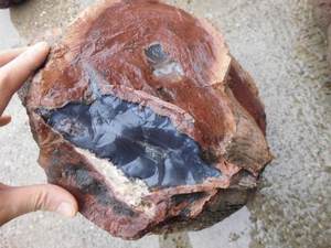天然玛瑙原石玉石水晶矿物晶体火山地层原始包皮翡翠冰种手镯戒指