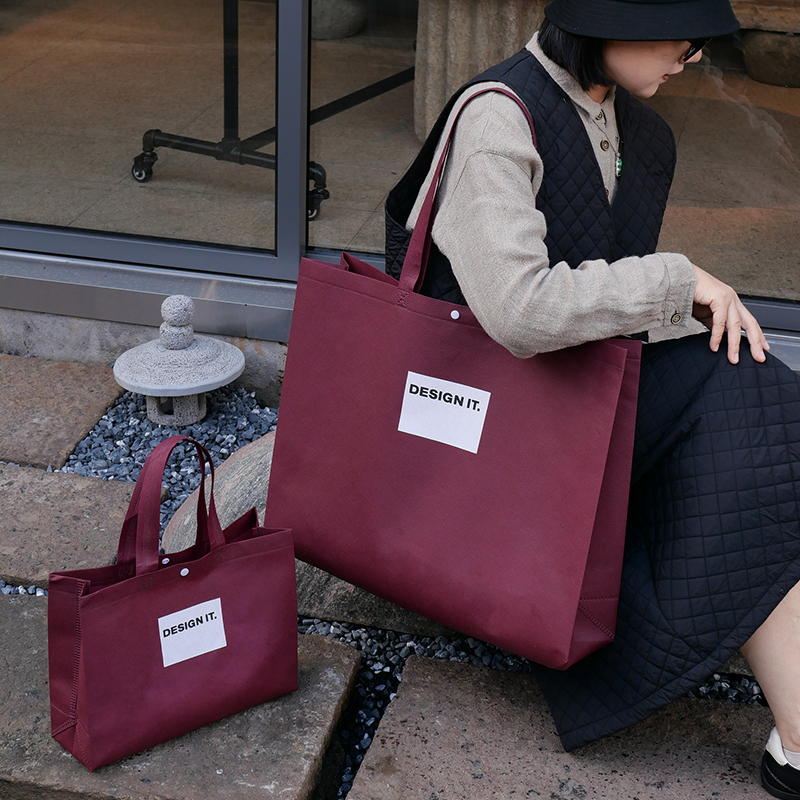 服装店环保无纺布手提袋安可拉红打包女装衣服袋子定制logo礼品袋