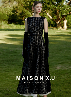 优雅姿态 MAISON X.U｜高定设计师品牌黑色精工蕾丝法式连衣裙
