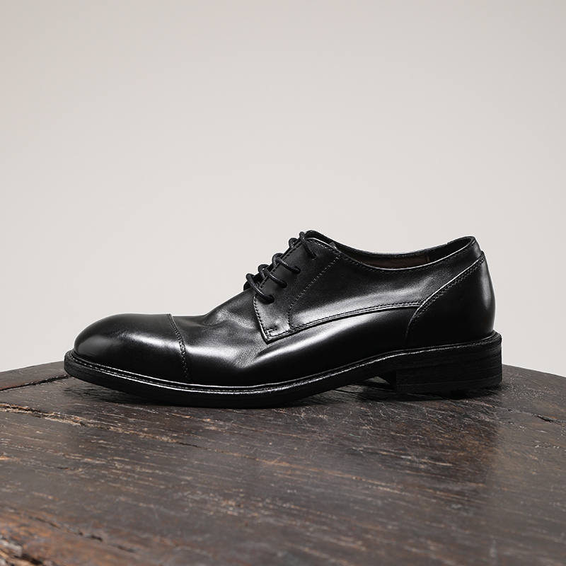 水洗马皮三接头商务皮鞋