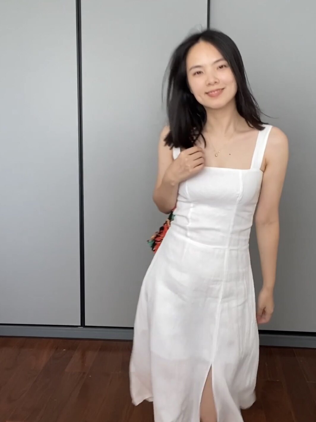天然进口纯亚麻沙滩度假小白裙