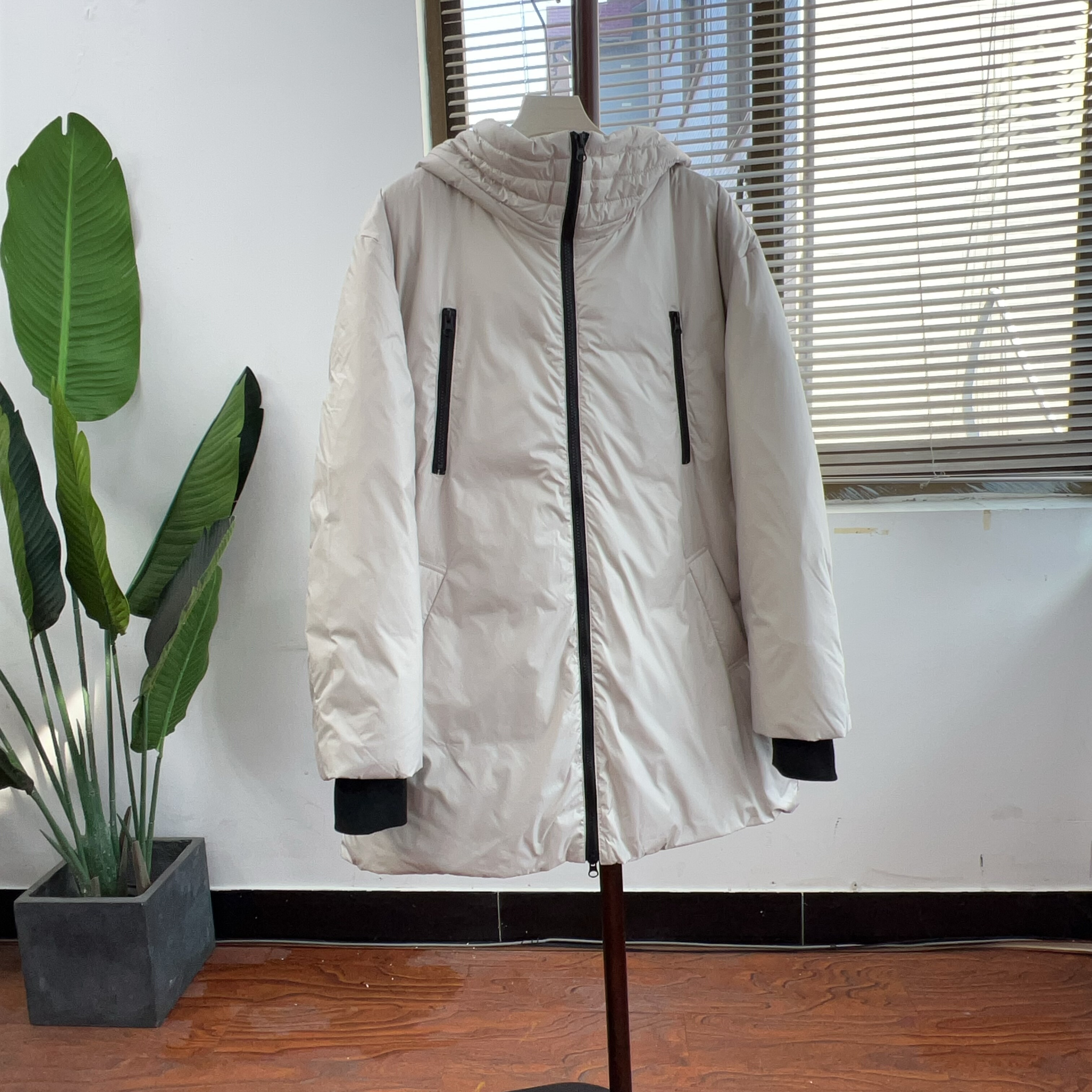 特价日单90绒羽绒服男女同款冬季中长款连帽保暖白鸭绒外套