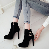 2020新款 大码 冬靴细跟超高跟防水台马丁靴 侧拉链尖头短靴女鞋 秋季