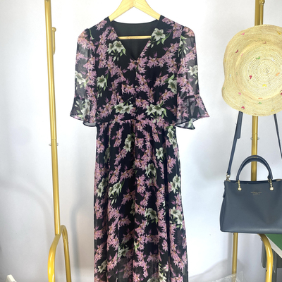 连衣裙2024夏新款高级感温柔气质雪纺仿真丝轻奢显瘦碎花裙子