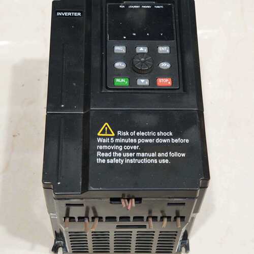 {议价}青岛海凌HL750-4.0G/5.5P变频器，4KW，三相3