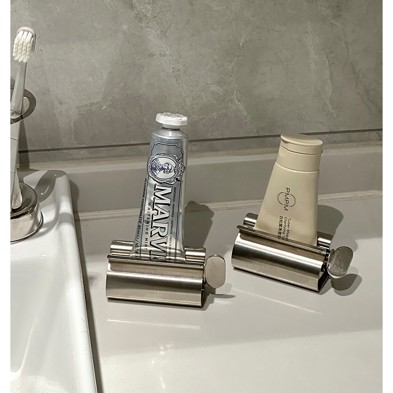 新家的100个快递挤牙膏神器护手霜洗面奶牙刷架不锈钢懒人免打孔